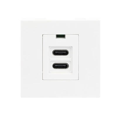 Dvojitý napájací modul USB C